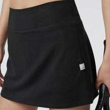 Vuori Halo Performance Skirt High Rise Mini Pleated Back Pull On Black S NWT