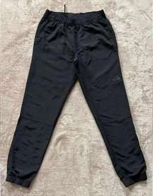 The North Face Women’s Bridgeway Black Jogger  Size Small