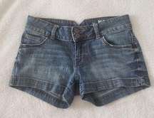 Mossimo Co Mid Rise Medium Wash Jean Shorts size 5