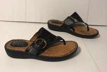 Born Concept black slide on Thong sandals size 7