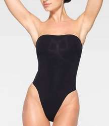 Strapless Sculpting Bodysuit M