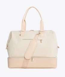 Travel The Weekender in Beige