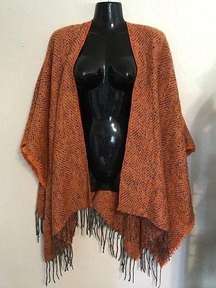 Forever Dreams women’s cape/shawl. Size One Size