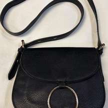 G.H Bass & Co. Black Leather Crossbody Saddle Bag Purse