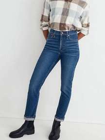 The Tall High-Rise Slim Boyjean Twyford Wash 26T Blue High Rise Tapered