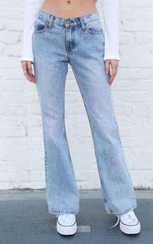 Vintage  Ralph Lauren low rise light wash denim flare jeans (Size 8 x 34”)- fits true to size