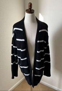 Harper Heritage Cardigan Women's‎ Size Large Black White Stripe Soft Fleece EUC