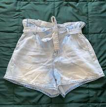 Outfitters Mom Short