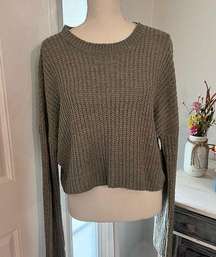 Moon & Madison Sweaters Crop Sweater  Size Med green oversized