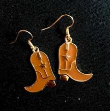 Cowboy boot dangle earrings brown and gold tone