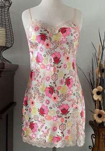 Victoria’s Secret floral satin and lace slip size small