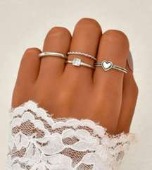 Set of 4 rings, beautiful design, heart, silver