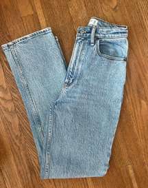 Abercrombie Curve Love Ultra High Rise 90s Straight Jean