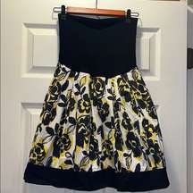 A Pea in the Pod Collection Floral skirt