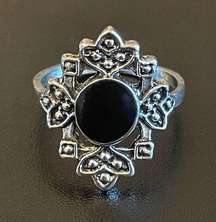 Vintage black onyx silver plated woman ring size 6.5