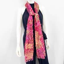 CHEMISTRY NEW YORK Pink Animal Print Fringe Scarf