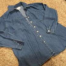 Tomorrow’s mother denim button up maternity shirt size small