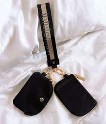 Dual Pouch Wristlet Black/Gold