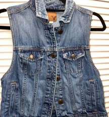 COPY - AMERICAN EAGLE Denim Button Down Vest Size Medium