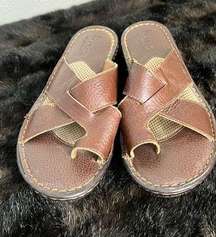 BOC Born Concept Brown Slide Sandals Toe Strap Cushioned Comfort Womens 9