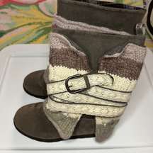 Sweater Boots Size 7