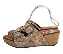 White Mountain Chandler Platform Wedge Sandals Floral Leather Footbeds size 9.5