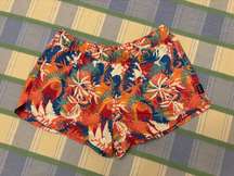 Womens Barely Baggies Shorts Tropical Floral Small 2½ in