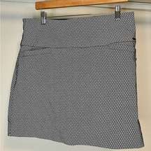 NWT- S.C. & Co. Women's 360 Degrees Tummy Control Skirt Geometric  Large