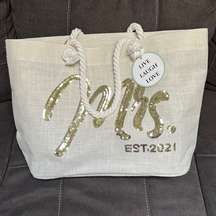 Elegant Park “Mrs.” Tote