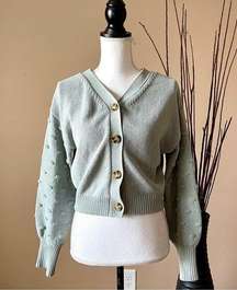 MOON & MADISON | Sage Green 3D Polka Dot Knit Cropped Cardigan Sweater Sz M