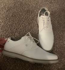 Woman Golf Shoes 8