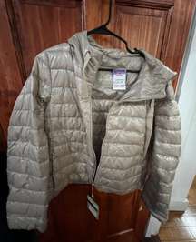 ……. LIGHTWEIGHT  GREY PADDED GOOSE DOWN WOMEN'S JACKET