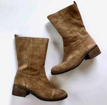 Quinn Suede Boot In Taupe