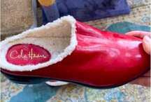 Coke Haan Red patent leather clogs sheep skin lining
Size 7.5