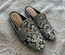 Gap snakeprint slide on mules, blue and cream pointed toe flats