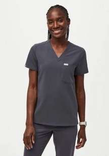 Catarina One-Pocket Scrub Top