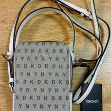 DKNY Stacey NS Phone Bag Handbag Crossbody