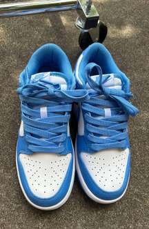 Low Dunks University blue