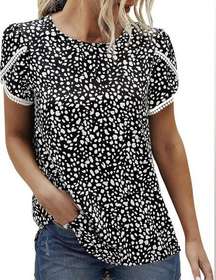 NEW  Black & White Leopard Print  Lace Trim Short Petal Sleeve Blouse Size 2XL
