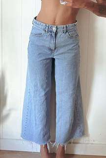 Zara Highwaisted Wide Leg Jeans