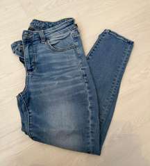 Outfitters High-rise Jegging