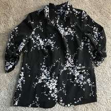 SOHO Apparel LTD  women’s 1X black floral blazer