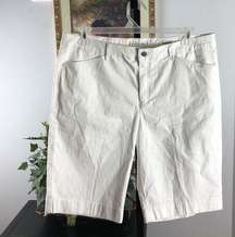 Jones & CO Womens Size 14 White Chino Cropped Trousers Slacks Dress Mid Rise