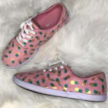 AEO pink canvas shoes w/golden pineapples size 7.5