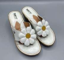 Born Daisy Shoes Womens 6 Flip Flop Sandals Flower White Yellow Wedge Heel