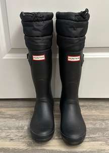 Black Rainboots