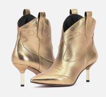 NEW Jessica Simpson Nelda Gold Pointed Toe Pull On Kitten Heel Western  Booties