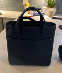 Portland leather Navy Purse