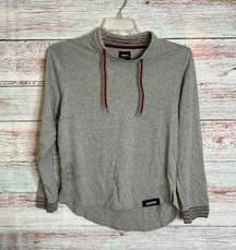 Top Gray Red Medium