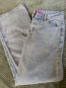 Low Waisted Jeans - Size 26